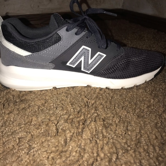 New Balance Sneakers - Picture 3 of 4